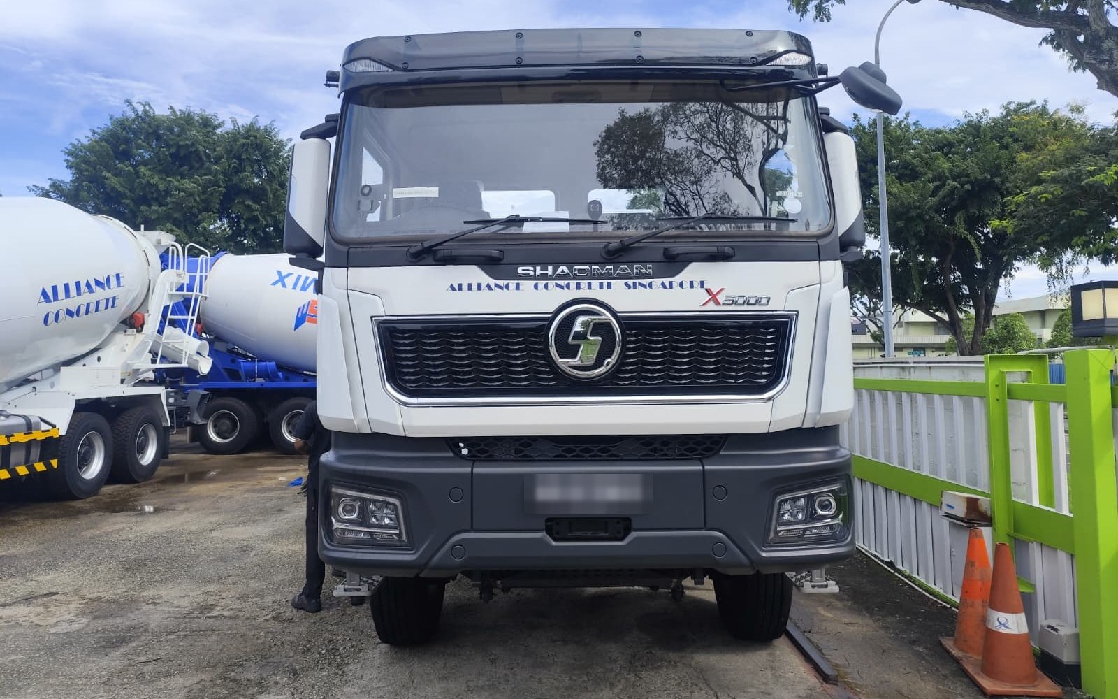 Alliance Concrete Shacman X5000 cement mixer, front view