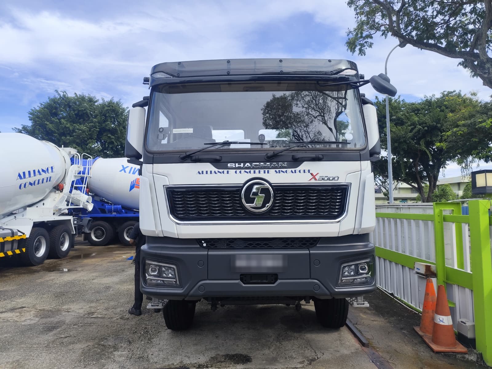 Alliance Concrete Shacman X5000 cement mixer, front view